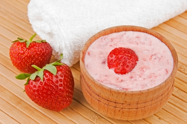 strawberry-face-mask2
