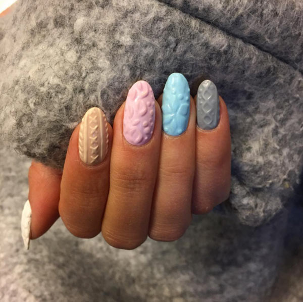 sweater_nails_2